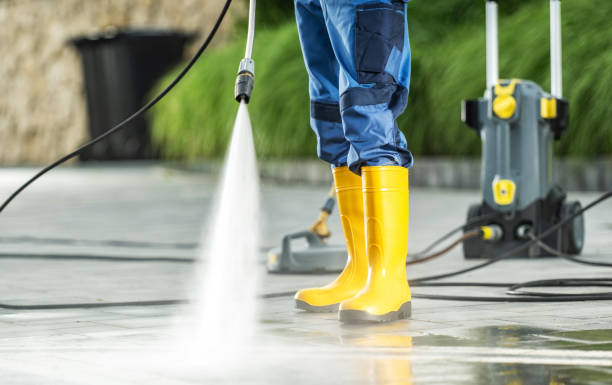 Best Commercial Pressure Washing  in Newton, IL